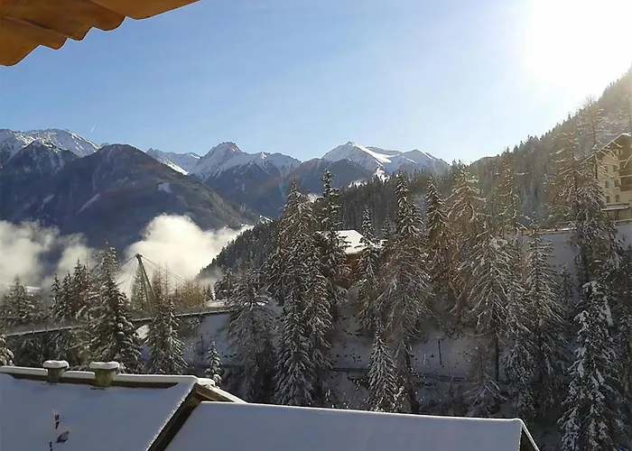 Hotel Haus Alpenrose Serfaus