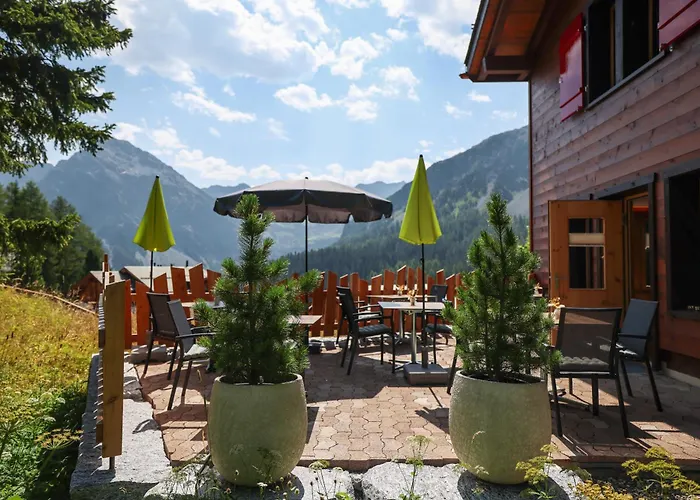 Hotel Garni Sonnenhalde Arosa