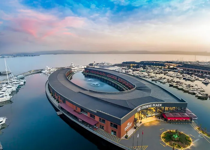Hotel Crowne Plaza Istanbul Tuzla Viaport Marina By Ihg
