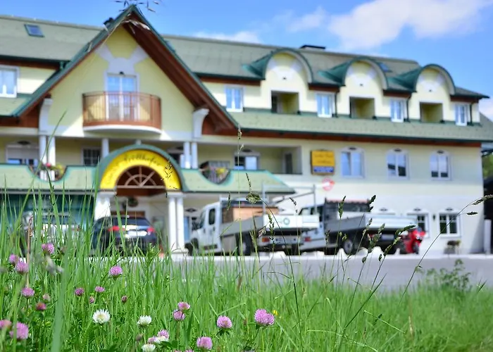 Hotel G.H. Knoll "Proellhofer" Cafe Bar Hills Fladnitz an der Teichalm