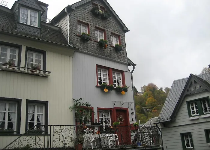 Bed and Breakfast Gästehaus Luise Monschau