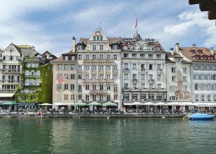 Hotel Pickwick And Pub "The Room With A View" Luzern