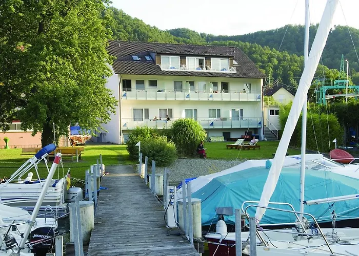 Hotel Pension Cafe Hasler Bodman-Ludwigshafen