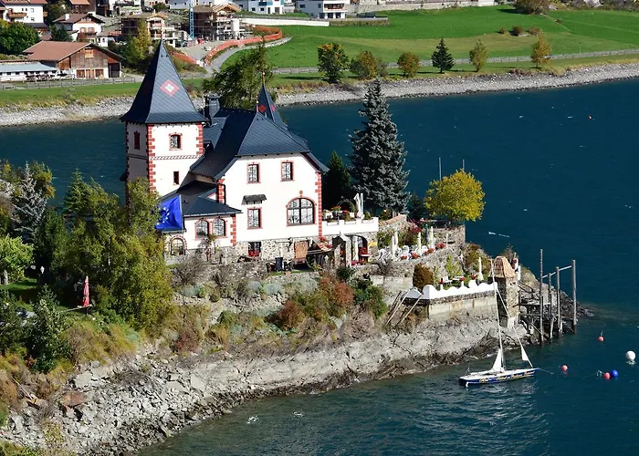 Hotel Schloesschen am See Reschen