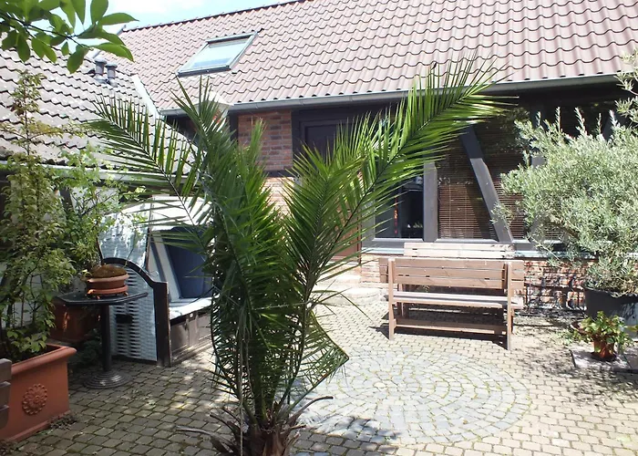 Pension Riverside in Leverkusen Hitdorf am Rhein - Zentral an der A1 und 59
