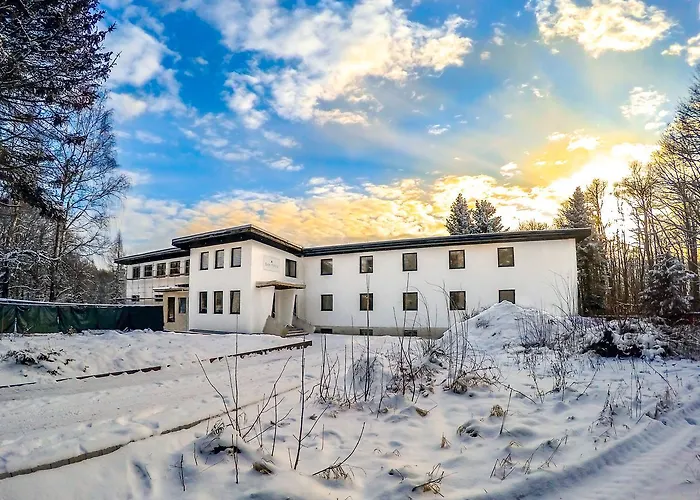 DAS TANN rooms&wine Thale