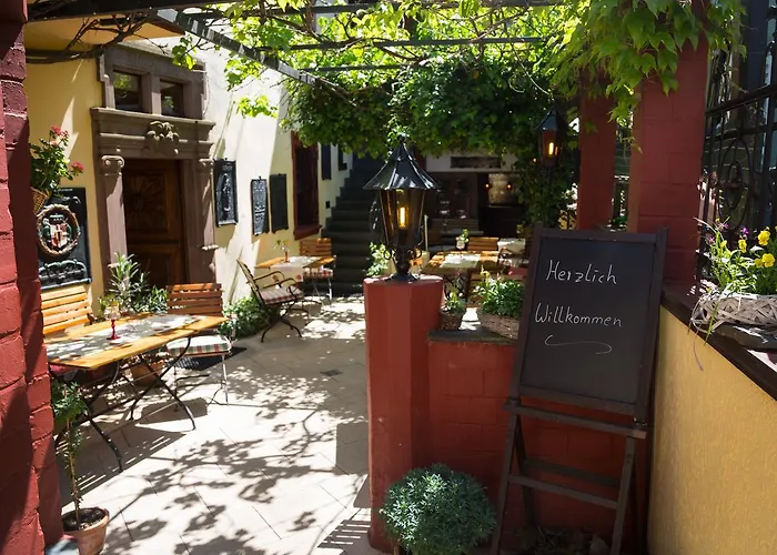 Hotel Reichsschenke Zum Ritter Goetz "Garni" Kröv