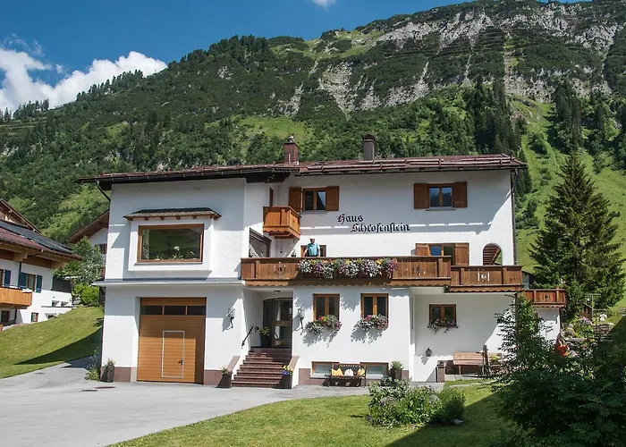 Bed and Breakfast Haus Schrofenstein Lech am Arlberg