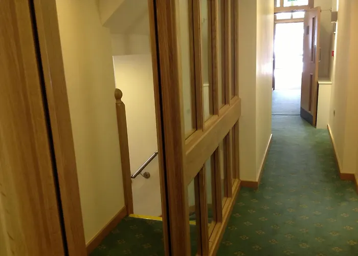 Regency Hotel Parkside London