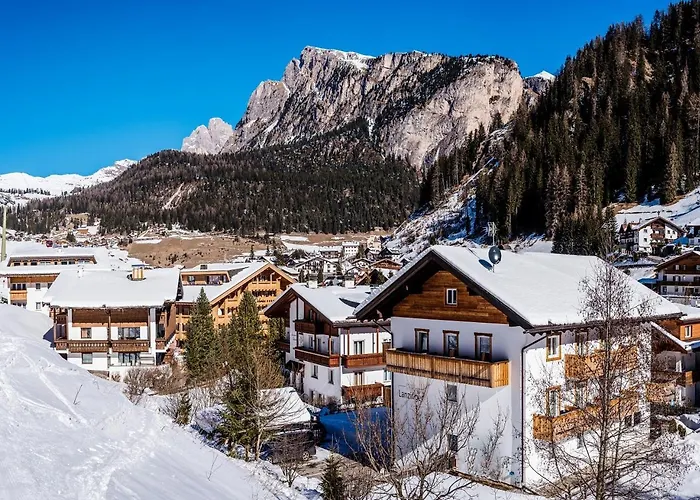 Hotel Garni Lanzinger Wolkenstein in Gröden