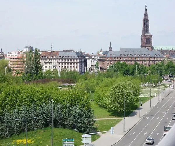 Suite Place De L'Etoile Straßburg