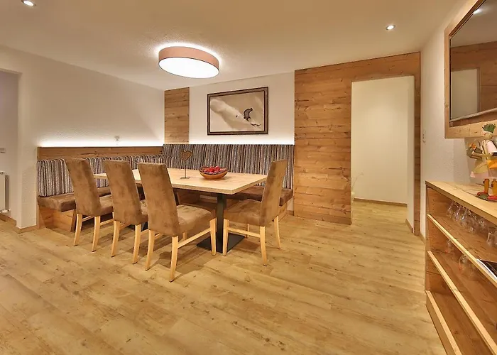 Hotel Garni Fiegl Apart Sölden
